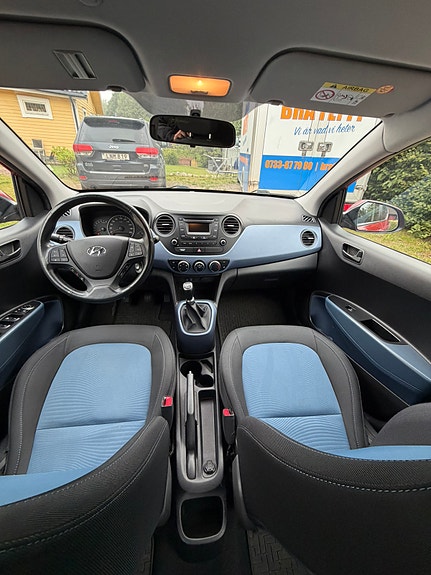 Hyundai i10 5 of 6