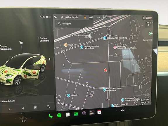 Tesla Model Y 19 of 26