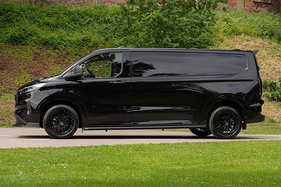 Ford Transit Custom 8 of 15