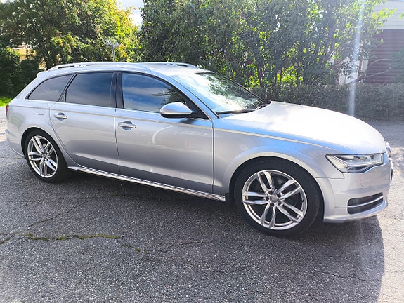 Audi A6 allroad 2 of 6