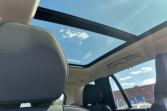 Volvo XC90 14 of 15