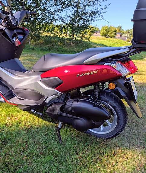 Yamaha YAMAHA NMAX 125cc (ENDAST 155 MIL I NYSKICK) 10 of 13