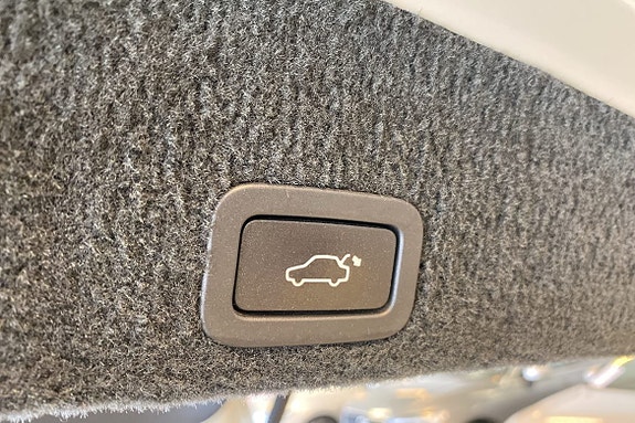 Volvo XC60 29 of 30