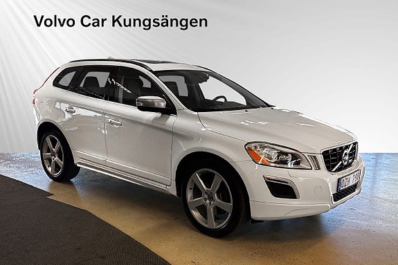 Volvo XC60 10 of 30