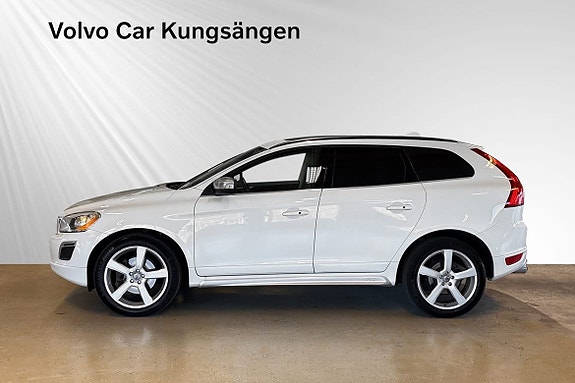 Volvo XC60 4 of 30
