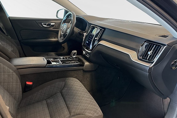 Volvo V60 10 of 26