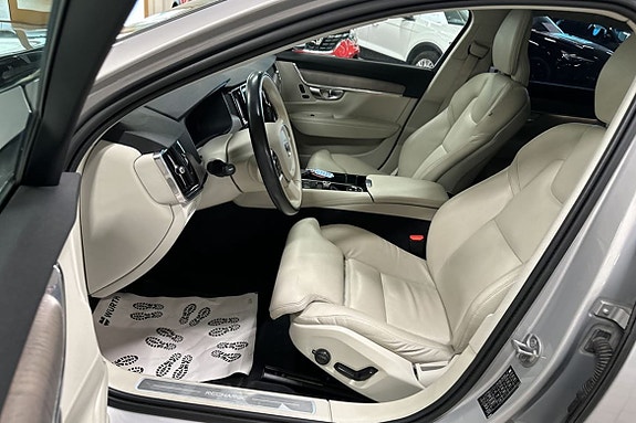 Volvo V90 8 of 19