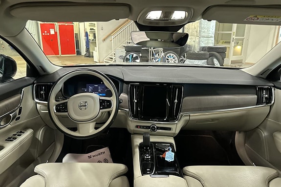 Volvo V90 14 of 19