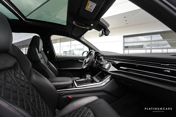 Audi SQ7 6 of 23