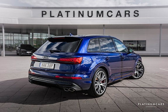Audi SQ7 2 of 23