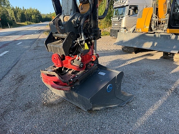 Liebherr 914 Compact 5 of 21