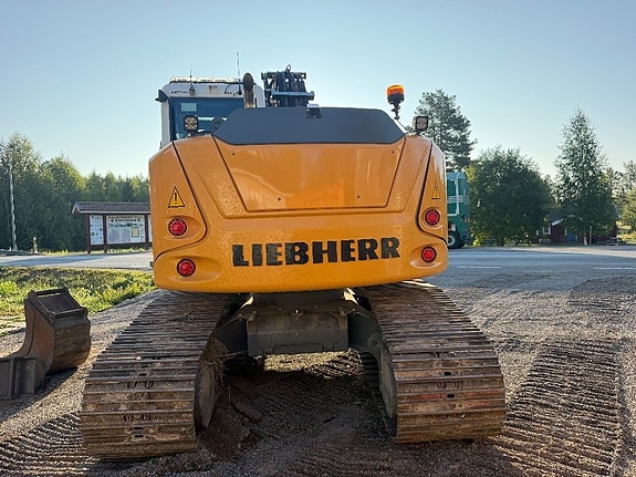 Liebherr 914 Compact 4 of 21