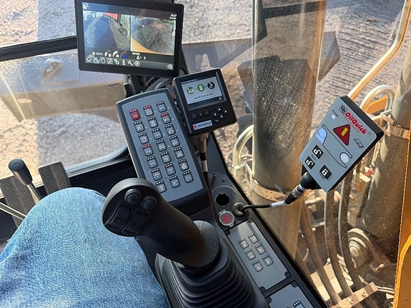 Liebherr 914 Compact 19 of 21