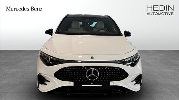 Mercedes-Benz CLA350 8 of 9