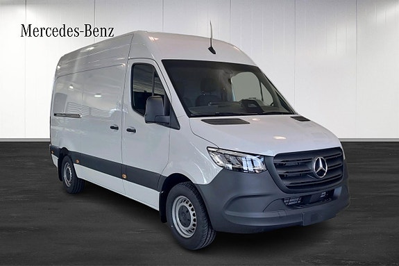 Mercedes-Benz Sprinter 208 2 of 11