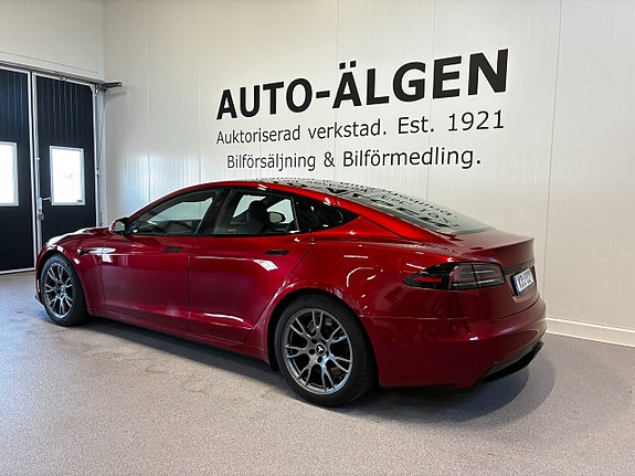 Tesla Model S 6 of 22