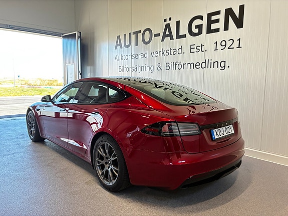 Tesla Model S 5 of 22