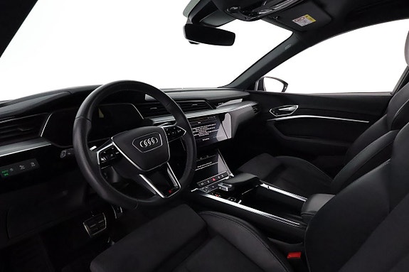 Audi Q8 e-tron 12 of 30