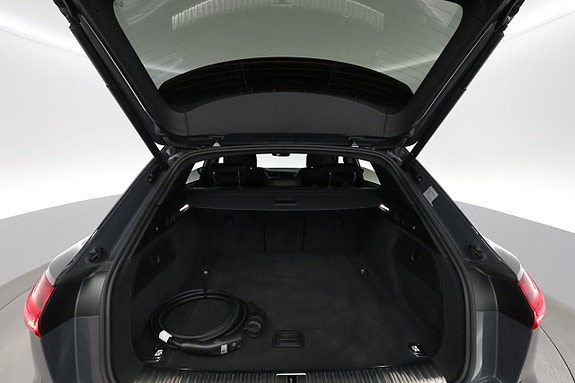Audi Q8 e-tron 30 of 30