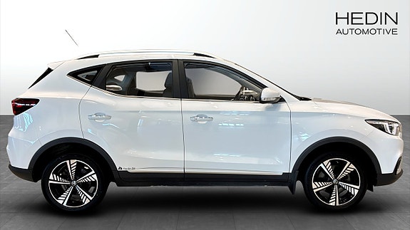 MG ZS 3 of 25