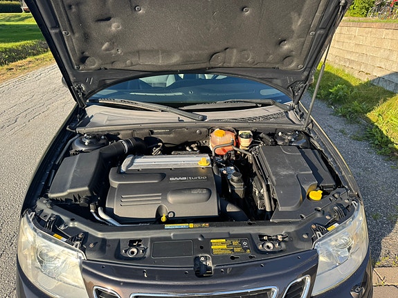 Saab 9-3 6 of 10