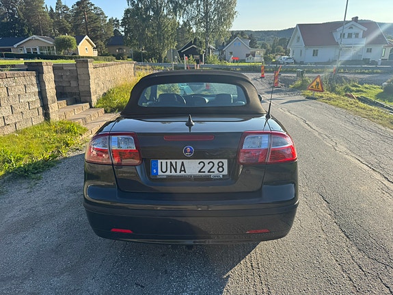Saab 9-3 4 of 10