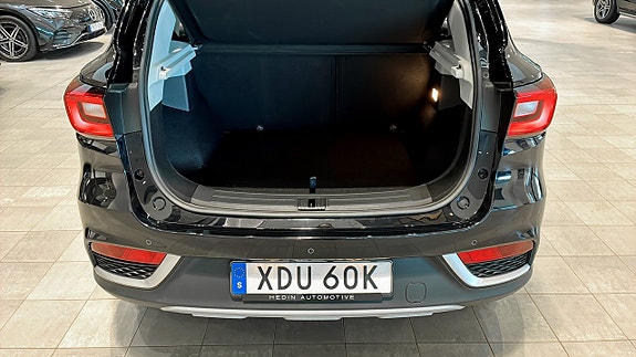 MG ZS 6 of 25