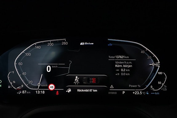 BMW 330e 15 of 27