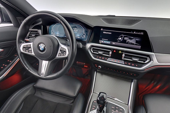 BMW 330e 13 of 27