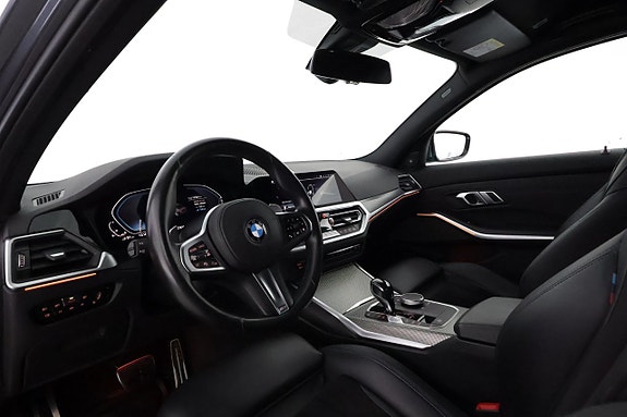 BMW 330e 11 of 27