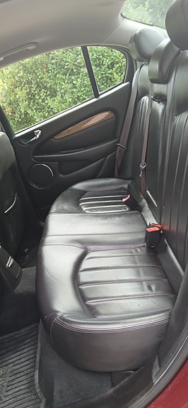 Jaguar X-TYPE 6 of 8