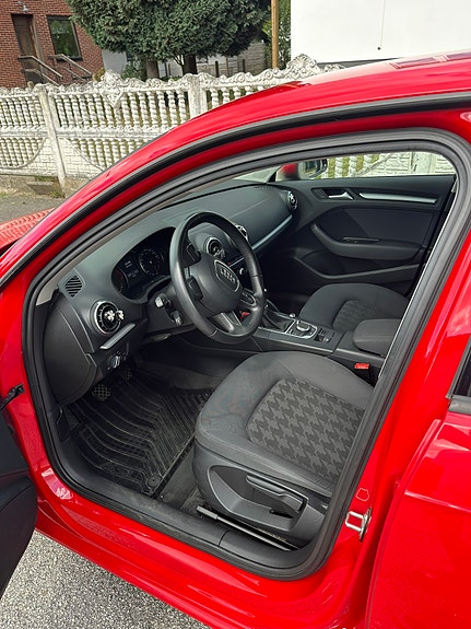 Audi A3 4 of 9