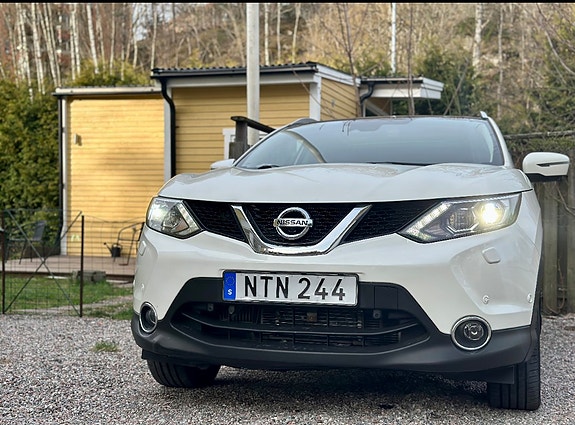 Nissan Qashqai 2 of 5