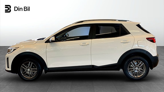 Kia Stonic 2 of 13