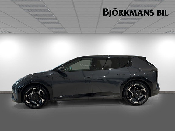 Kia EV4 4 of 14