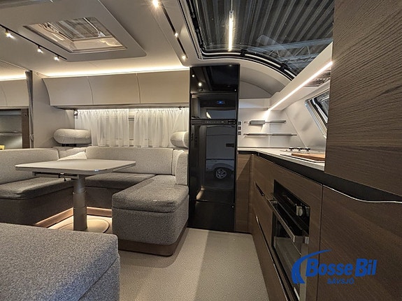 Adria Alpina 663 HT * Queenbed * Frontkök * 5 of 14