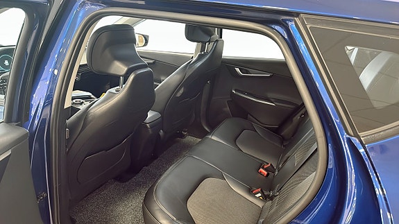 Kia EV6 9 of 12