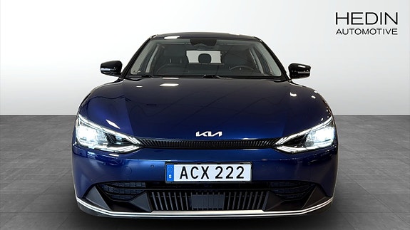 Kia EV6 2 of 12