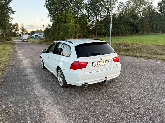 BMW 320d 4 of 8