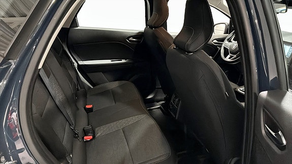 Renault Captur 5 of 9