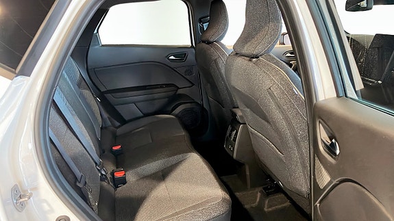 Renault Captur 5 of 22
