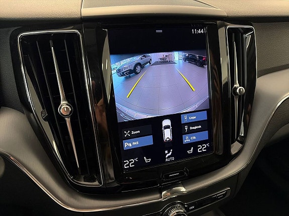 Volvo XC60 20 of 29