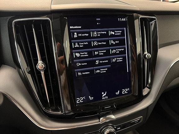 Volvo XC60 21 of 29