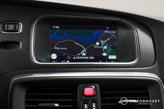 Volvo V40 14 of 25