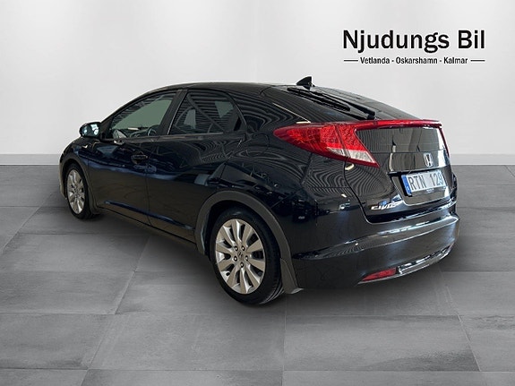 Honda Civic 2 of 10