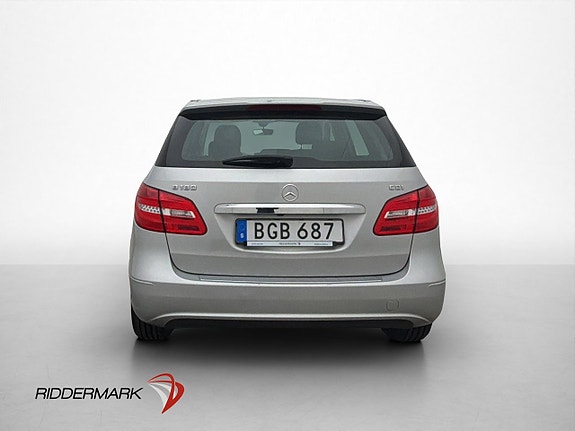 Mercedes-Benz B180 6 of 30