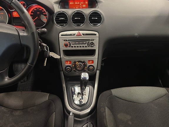 Peugeot 308 16 of 22