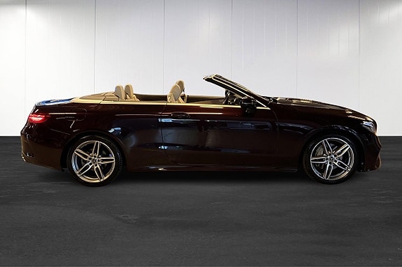 Mercedes-Benz E200 8 of 25