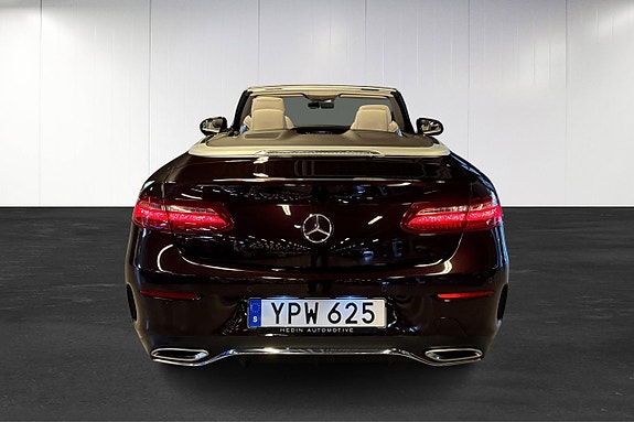 Mercedes-Benz E200 6 of 25