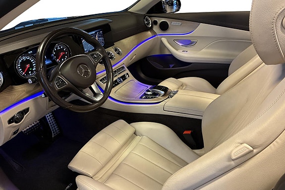 Mercedes-Benz E200 17 of 25